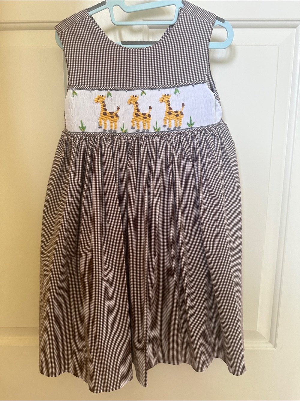Brown/white Gingham Giraffe Smocked Girls Dress size 3-4 Remember Nguyen brand